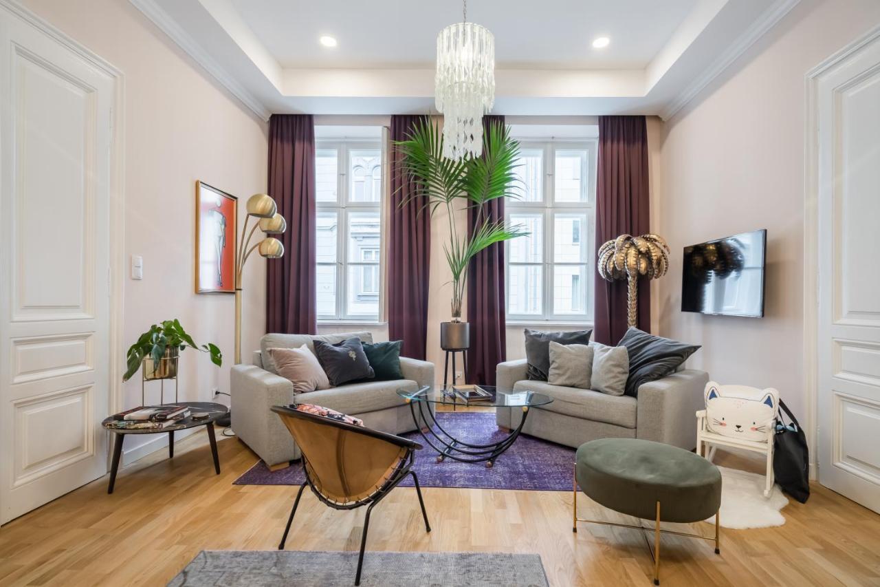 Bpr Adagio Design With A/c Apartamento Budapeste